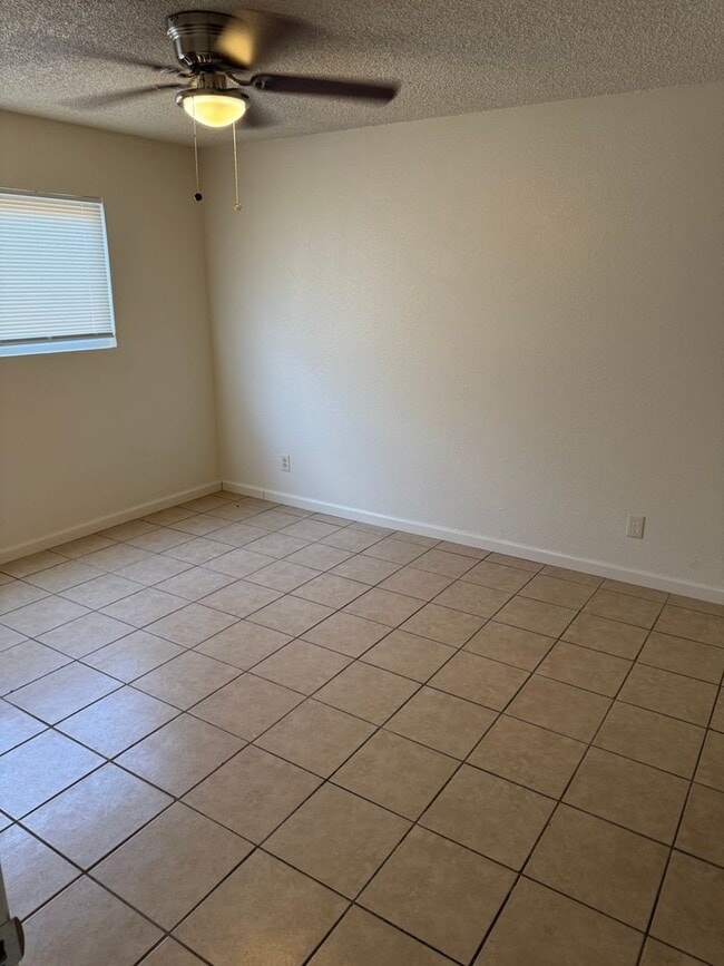 Building Photo - 4321 Palmacia Dr