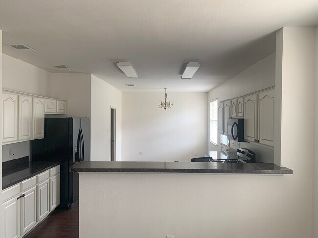 Foto del edificio - 3204 Paradise Valley Dr