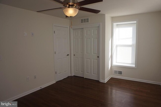 Foto del edificio - 132 Wendover St