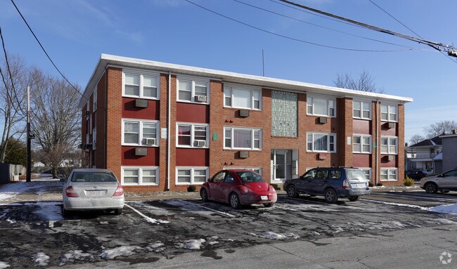 Building Photo - 80 Ashburne St