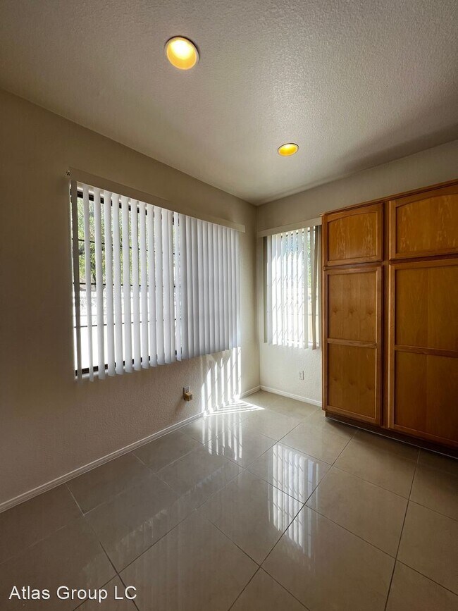 Foto del edificio - 3 br, 2.5 bath House - 608 Desert Silk Ct