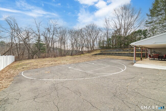 Foto del edificio - 103 Martin Rd