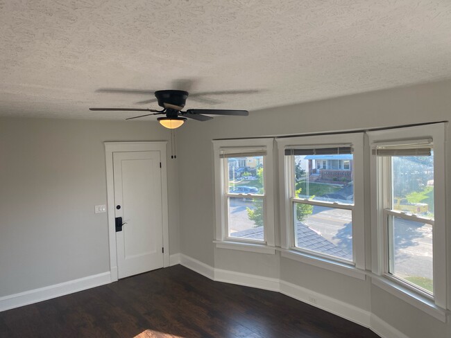 Building Photo - 2203 Bunts Rd