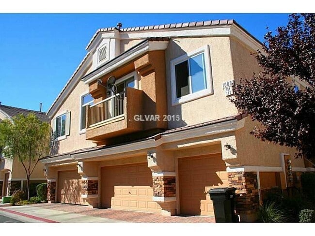Building Photo - 2 story 2 bedroom - 2 bath - 1 car attached garage - 1182 sq feet -  in gated community.