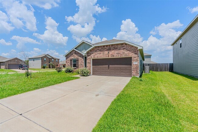 Foto del edificio - 6307 Highland Hts Dr