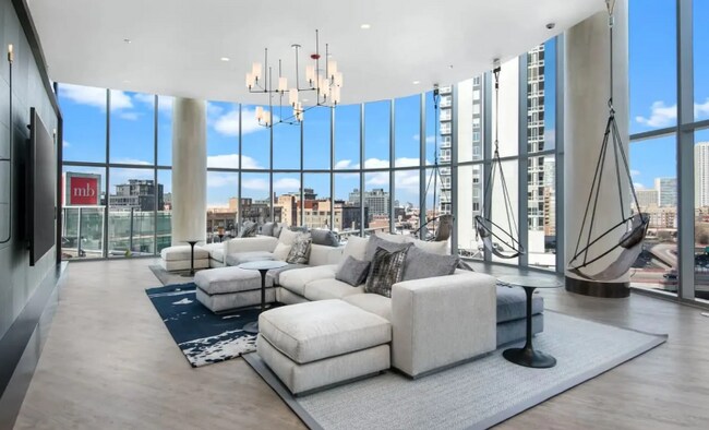 Foto del edificio - 700 W Madison St