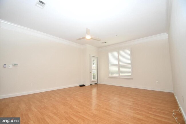 Building Photo - 1581 Spring Gate Dr.