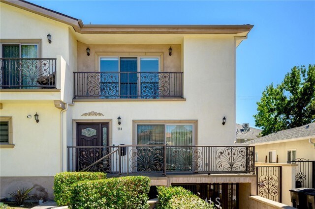 Foto principal - 750 E Orange Grove Ave