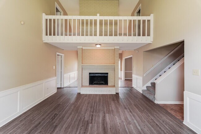 Foto del edificio - 7258 N Old Farm Rd