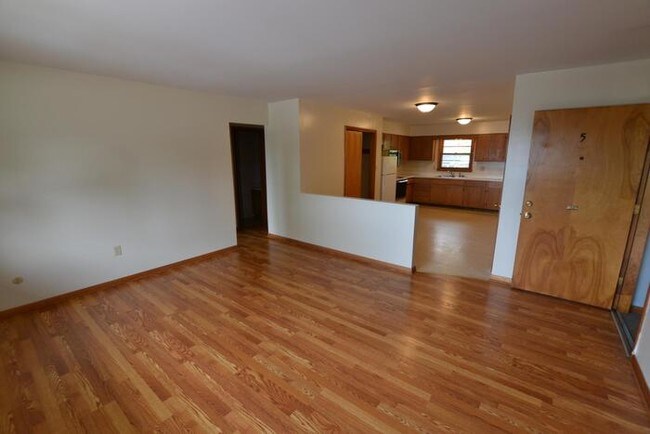 Building Photo - Lovely 2 Bedroom Apartment in Wilmington