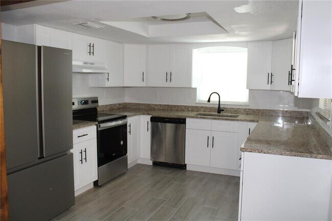 Foto del edificio - 10704 50th Ave N