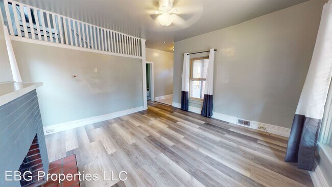 Foto del edificio - 3 br, 1 bath House - 109 Major St