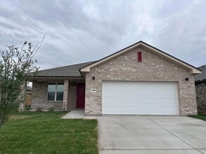 Building Photo - 7600 Beck Dr