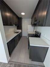 Building Photo - 336 N Berendo St