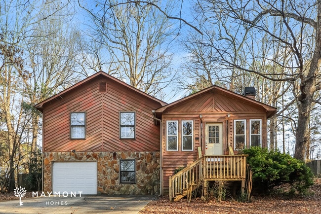 Building Photo - 6028 Matthew Ln