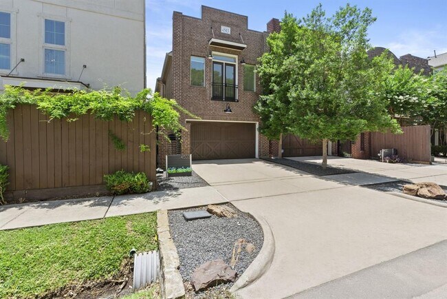 Foto del edificio - 4503 Floyd St
