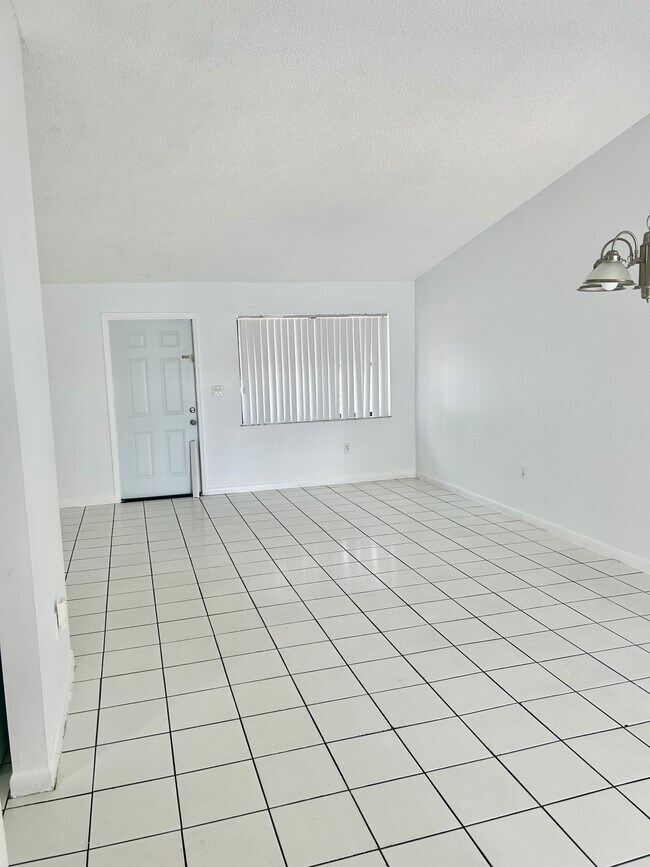 Foto del edificio - 7730 SW 156th Ct