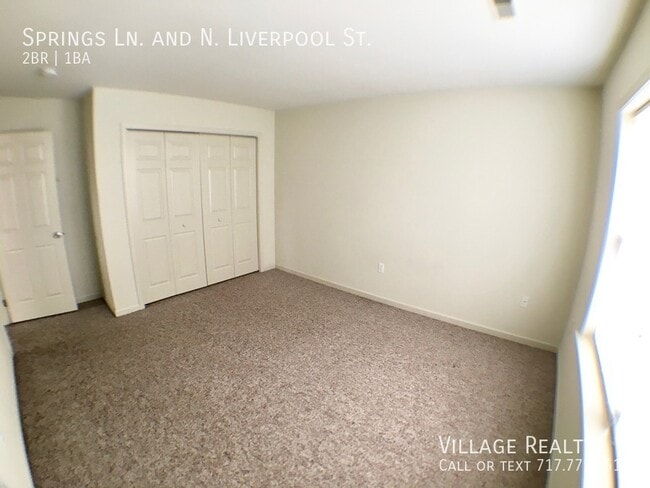 Foto del edificio - 85 Springs Ln