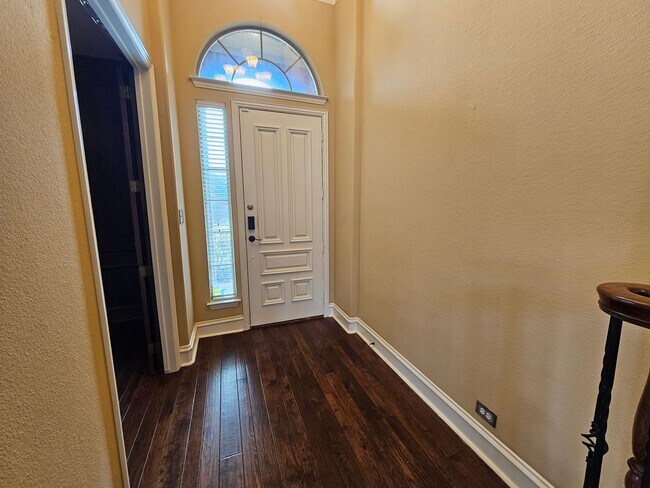 Foto del edificio - Ready for immediate move in – Bedford, TX