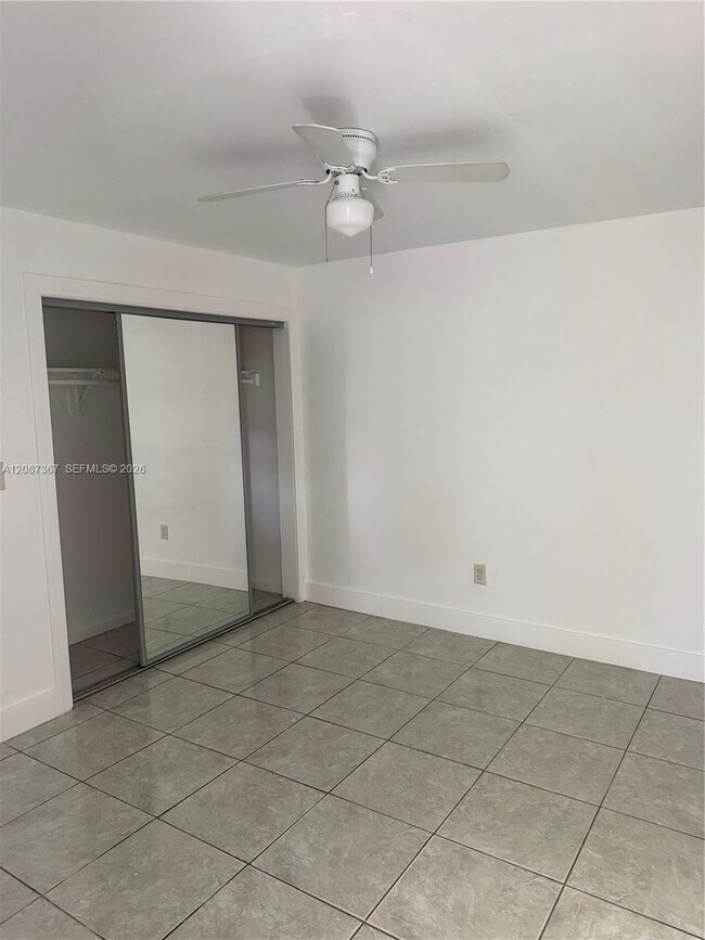 Foto del edificio - 1150 NE 201st Terrace