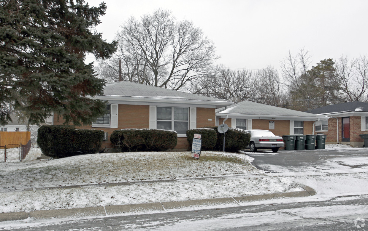 Building Photo - 4113 Crest Dr