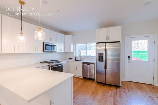 Building Photo - Fishtown Condo with Parking