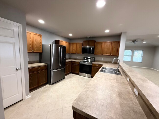 Building Photo - 5518 Timber Haven