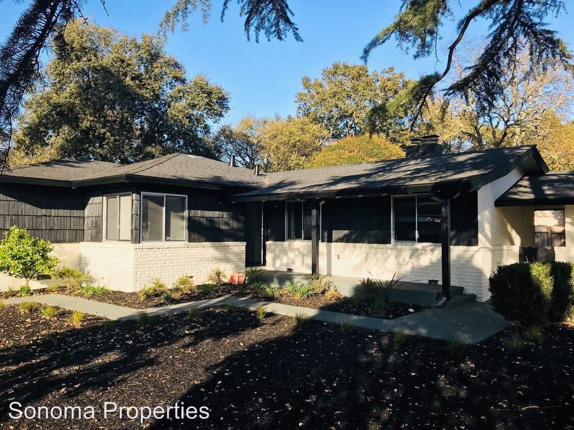 Foto principal - 3 br, 2 bath House - 19045 Arnold Drive