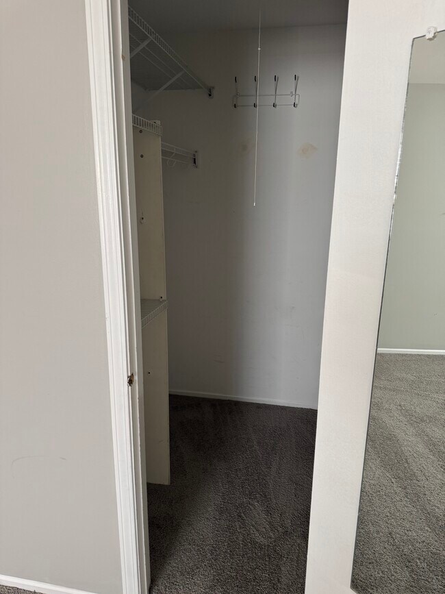 Foto del edificio - 746 Candleridge Ct