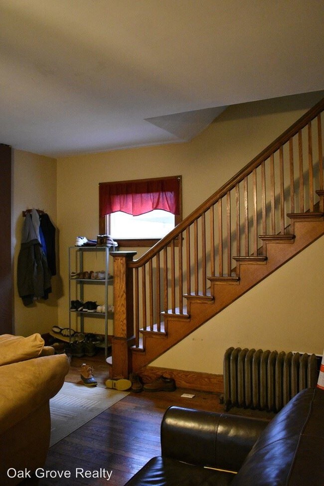 Building Photo - 3 br, 2 bath Room For Rent - 515 S 7th St