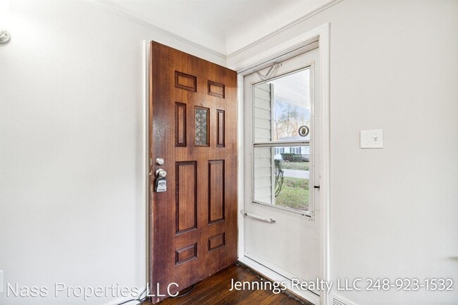 Building Photo - 3 br, 1 bath House - 20307 Westover