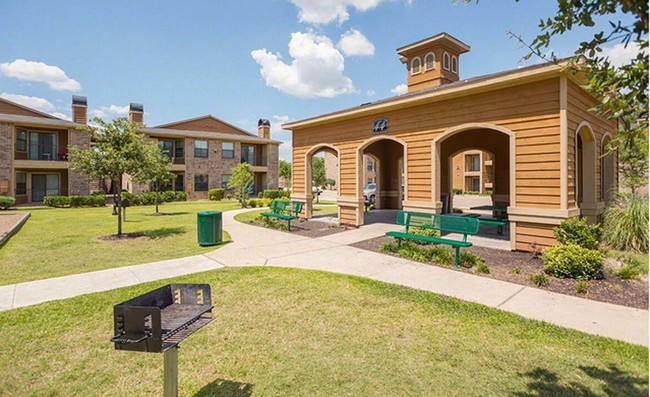 Linda Vista Apartments - Houston, TX | Apartments.com