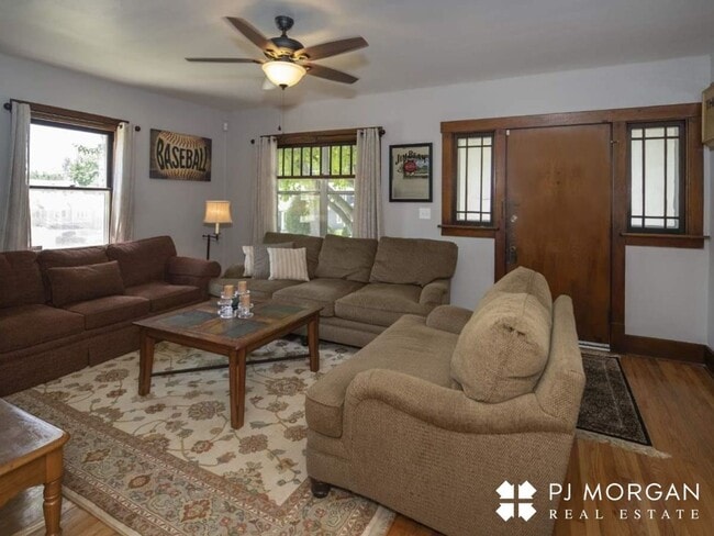 Photo - 815 N 41st St House