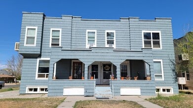 Building Photo - 400 1/2 Ouray Ave