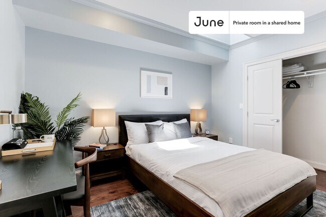 Building Photo - Room in Shared 5 bed/3.5 bath home in Capitol Hill