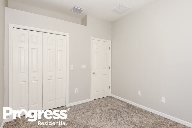 Building Photo - 7128 Forest Mere Dr