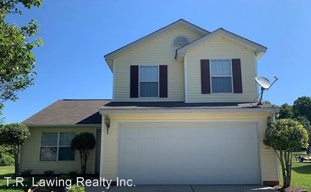 3908 Far West Dr, Charlotte, NC 28269 House Rental in Charlotte, NC