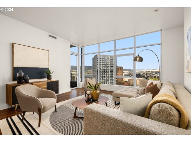 Foto del edificio - 949 NW Overton St