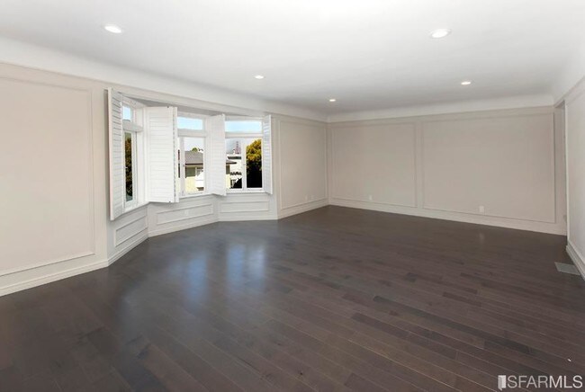 Building Photo - 2936 Divisadero St