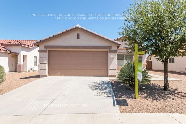 Building Photo - 11246 E Elena Ave