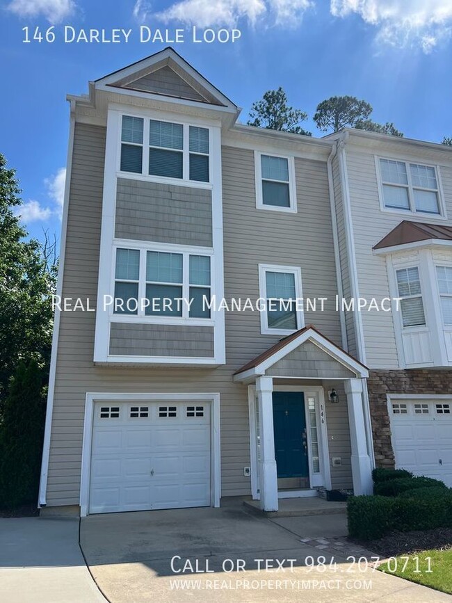 Building Photo - MOVE IN SPECIAL: Spacious 3 Bedroom 3.5 Ba...