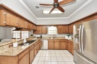 Building Photo - 20626 Chestnut Hills Dr