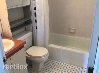 Building Photo - 2 br, 2 bath Apartment - 484 E 4th St # Dp