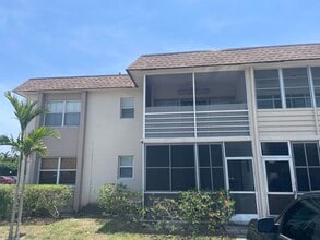 Building Photo - 506 Davis Rd
