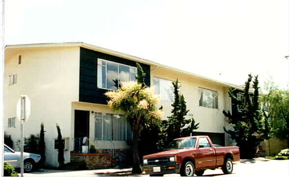 Building Photo - 1250 Rogell Ave