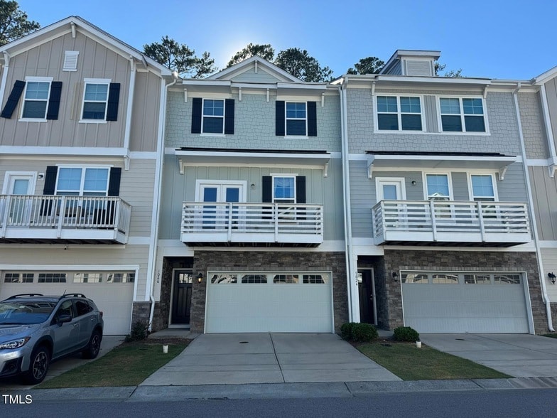 Foto principal - 1026 Diamond Dove Ln