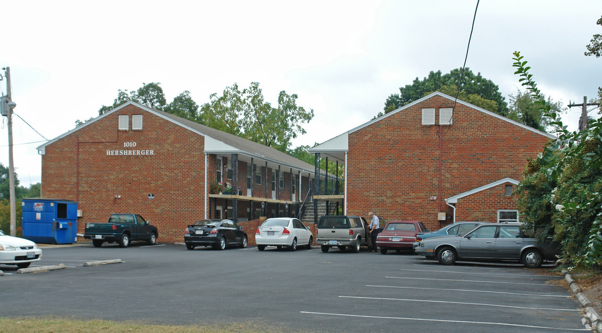 Foto del edificio - Crossroads East