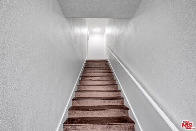 Foto del edificio - 5319 1/2 Normandie Avenue Unit