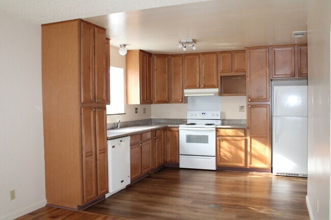 Building Photo - PENDING 2733 Sargent Ave, San Pablo, CA 94806