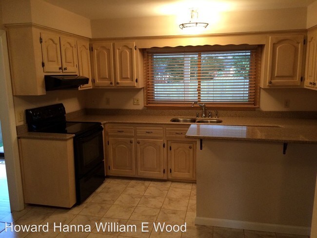 Building Photo - 909 Glenfield Ct